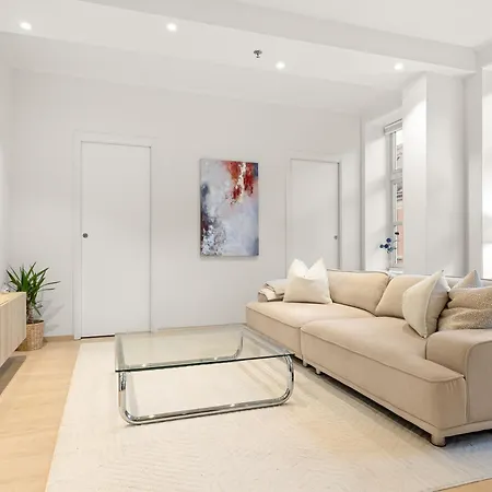 Perfect Location By Bryggen