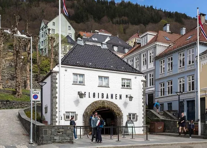 Perfect Location By Bryggen Lejlighed